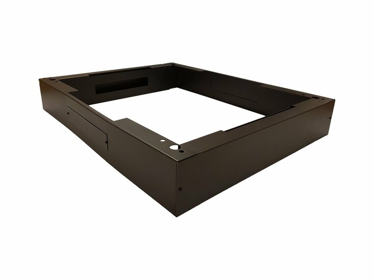 Sokkel voor 19 inch serverkasten 600x800x150mm (BxDxH)