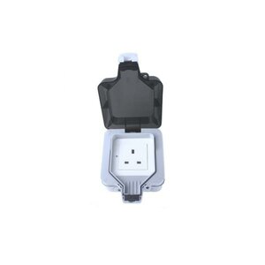 WOOX R4051UK powered outdoor plug, 3000 W, 13A, 90-250VAC, WiFi IEEE802.11b/g, 2.4 Ghz, IP66